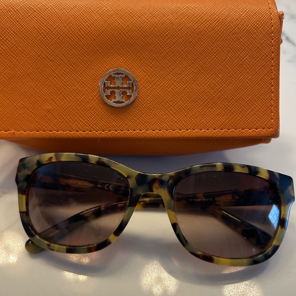 Tory Burch Tortoise Sunglasses with Vibrant Orange Case